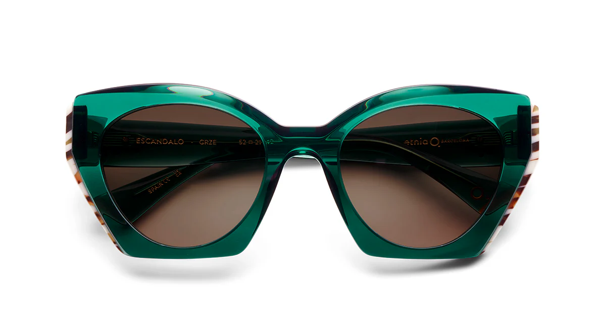 5-ESCAND-52S-GRZE_2 Etnia Barcelona Ritmo Sunglasses - BK in Green - Image 1